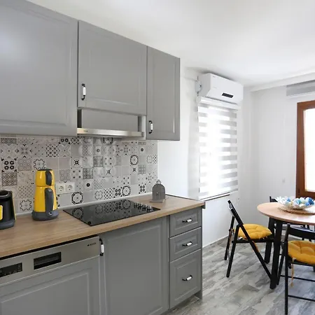 Alp Limon Apartment